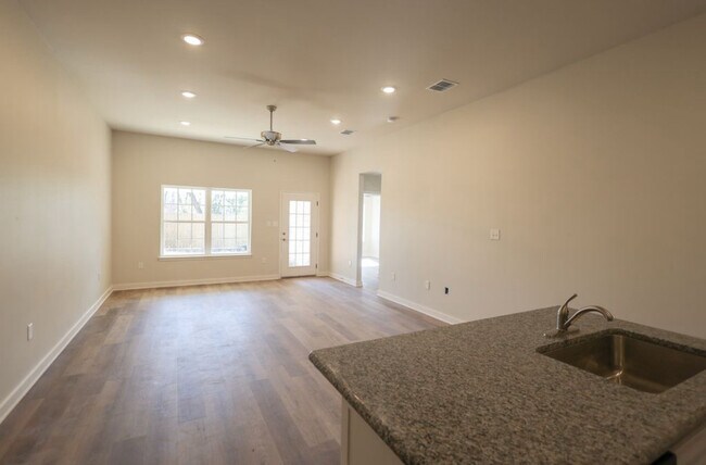 Building Photo - 8449 Garrett Dr