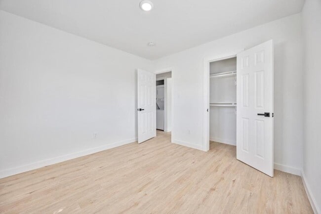 Building Photo - 6811 Del Rio St