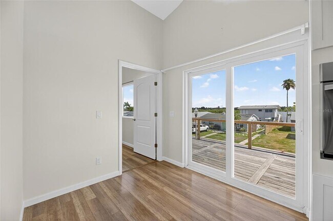 Building Photo - 775 182nd Ave E