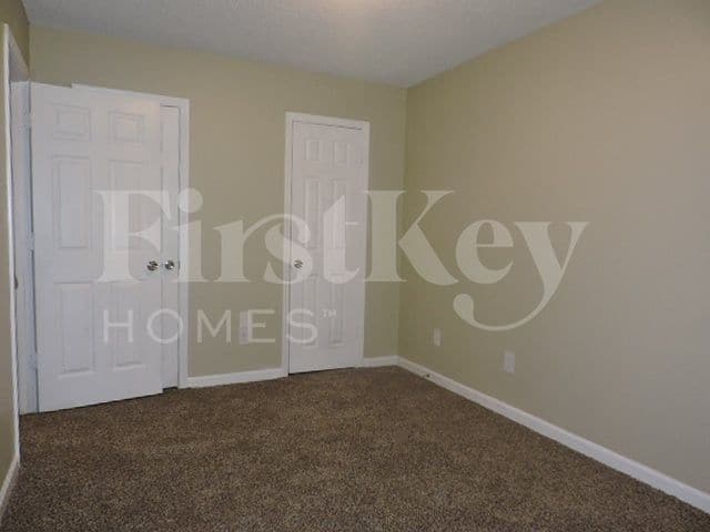 Building Photo - 2317 Curbertson St