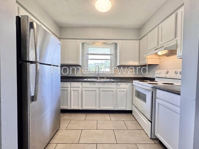 Building Photo - 3533 Honey Jay Ct