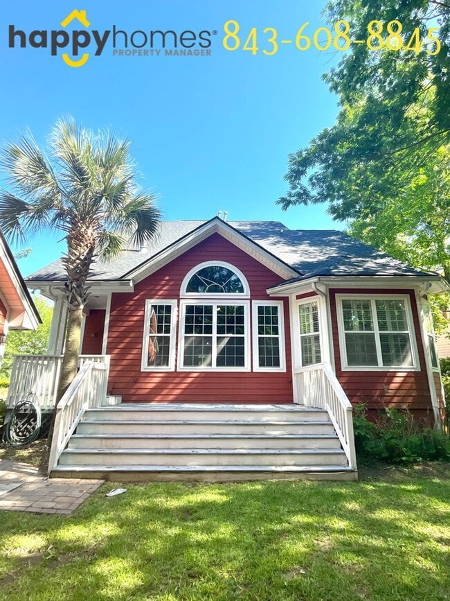 Building Photo - Gorgeous home in an ideal location on Daniel Island