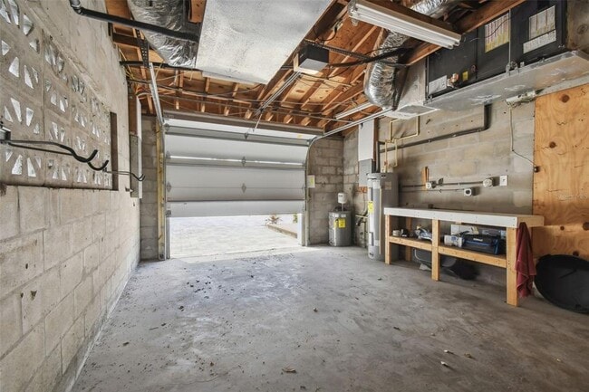 Building Photo - 340 Mehlenbacher Rd