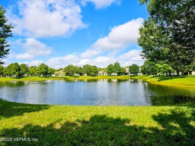 Building Photo - 535 Wooded Crossing Cir