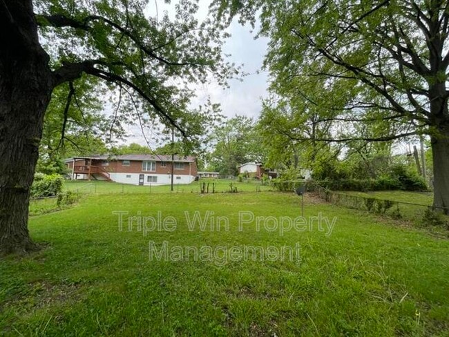 Building Photo - 2022 Northaire Ln