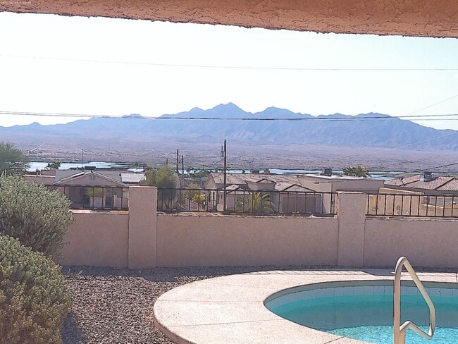Building Photo - 1771 Miramar Dr