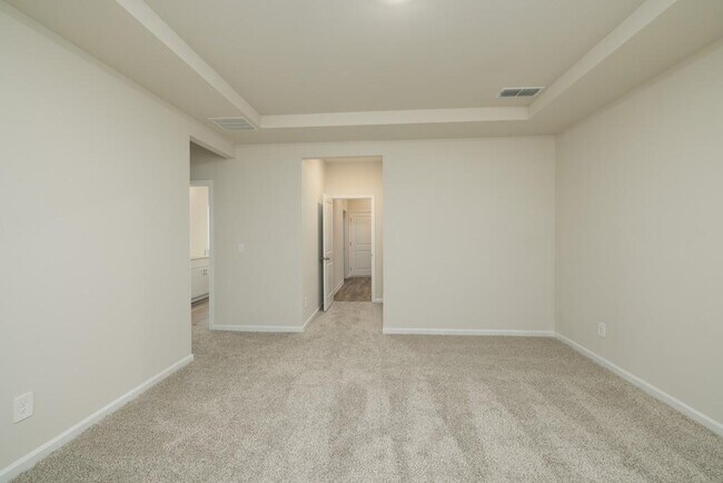 Building Photo - 166 Magnolia Dr