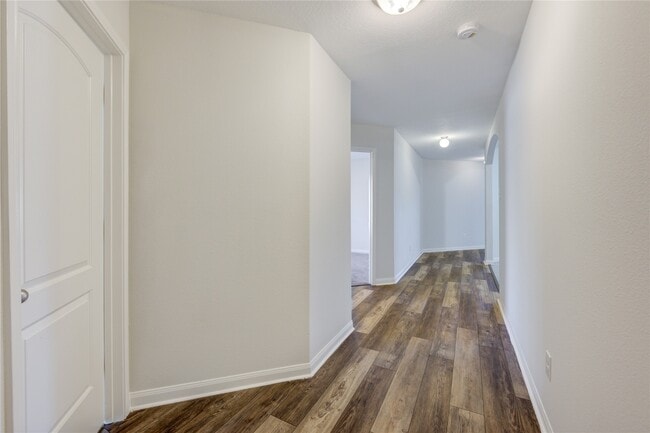 Building Photo - 8839 Hazel Rose Sky Dr