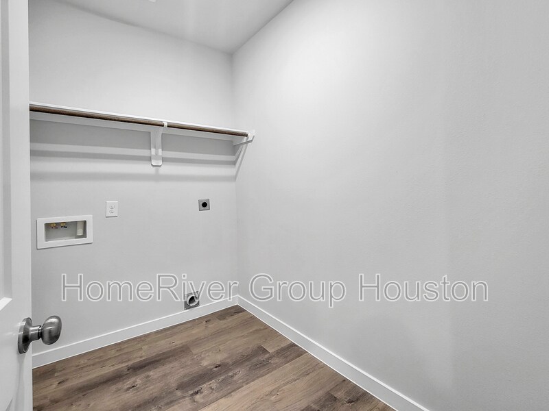 Building Photo - 17848 Lionheart Rd