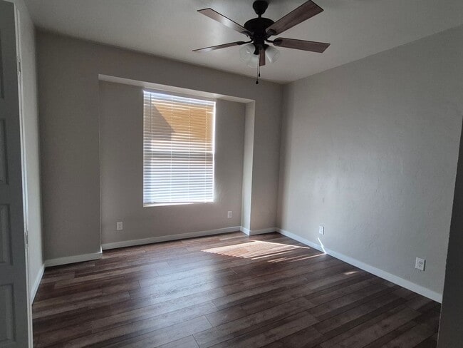 Building Photo - 1245 La Sienna