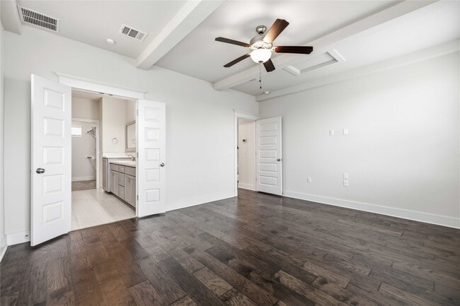 Building Photo - 1722 Rowdy Loop