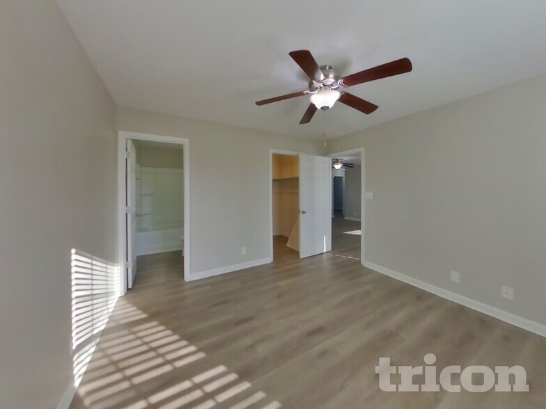 Building Photo - 504 Aurelia Lynn Dr