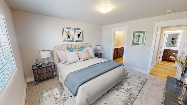 Building Photo - Boone 3 Bedroom Townhome Available July 15th, 2026!