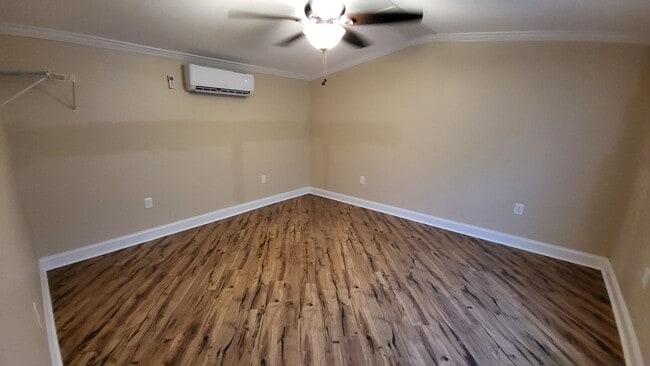 Building Photo - 2-Bedroom, 1-Bath Single Wide