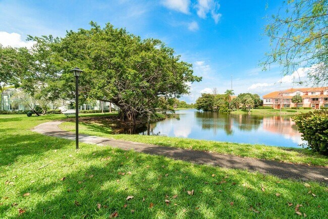 Building Photo - 1165 Crystal Way