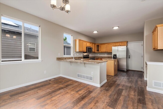 Building Photo - 10147 S Cherryhurst Ln