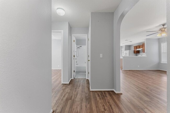 Building Photo - 184 Atlantis