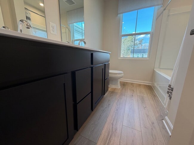 Building Photo - 59 Glacier Ave