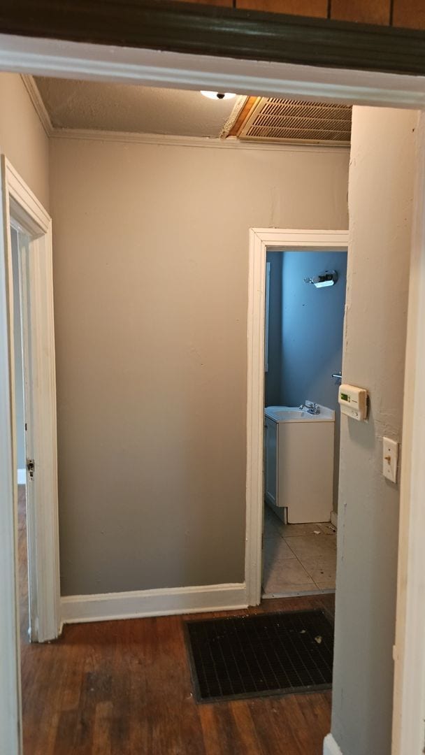 Building Photo - PRICE REDUCED!! OCTOBER MOVE IN SPECIAL- F...