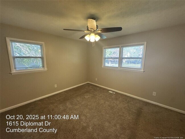 Building Photo - 1615 Diplomat Dr