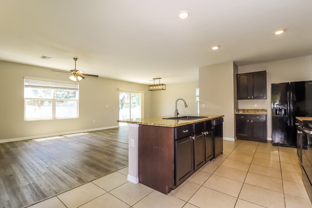 Building Photo - 10988 Carlton Fields Dr