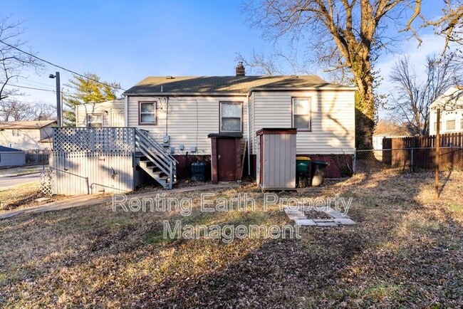 Building Photo - 588 Cosie Dr