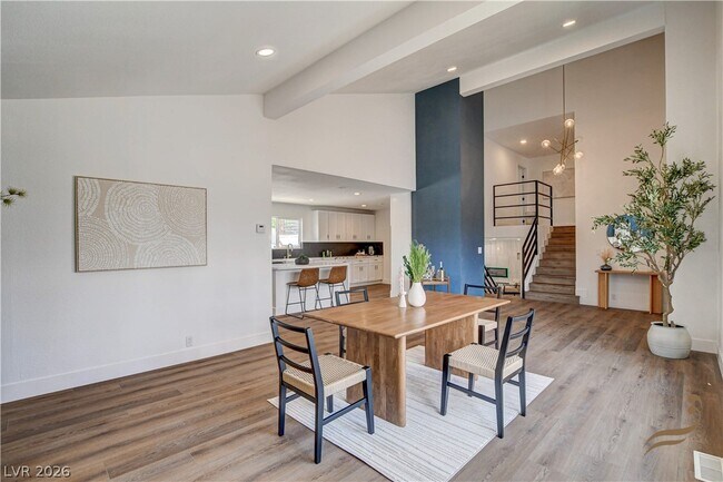 Building Photo - 2685 S Tenaya Way