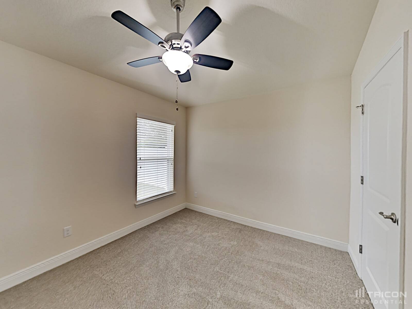 Building Photo - 2209 Bexley Dr