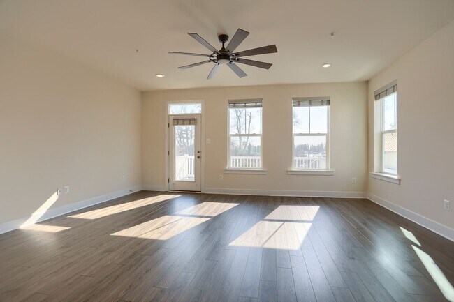 Building Photo - 1 Taube Ct