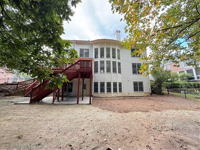 Building Photo - 1875 Briergate Dr
