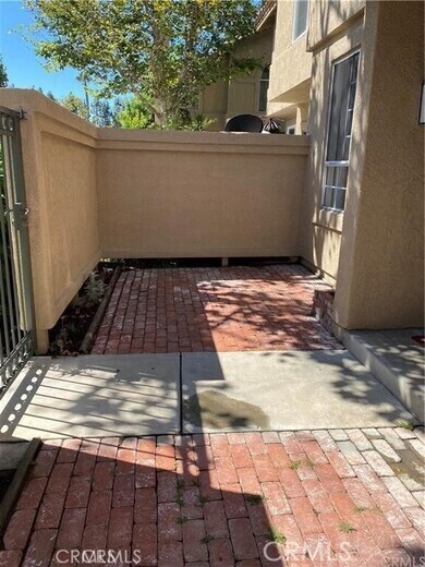 Building Photo - 14 Hillgate Pl