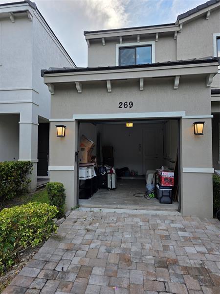 Building Photo - 269 NW 36th Ave