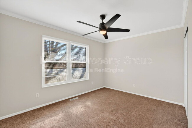 Building Photo - 3644 Vago Ln