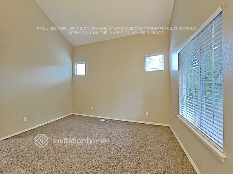 Building Photo - 8013 87th Pl NE