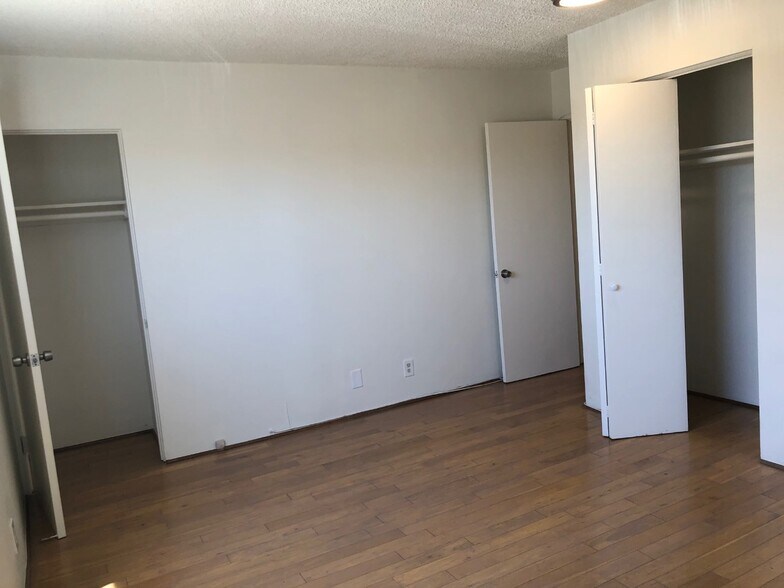 Building Photo - 1342 10th St