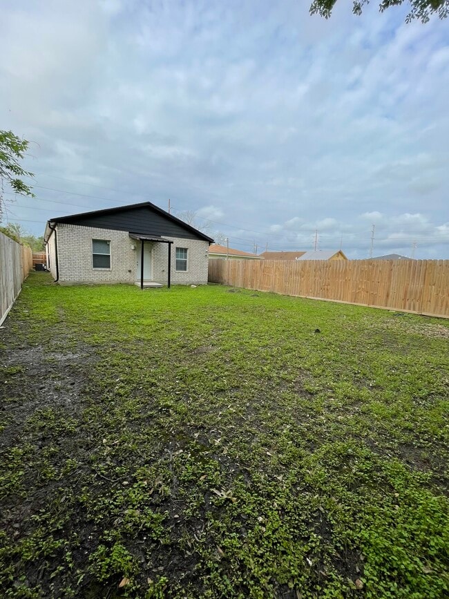 Backyard - 2995 Pecos St