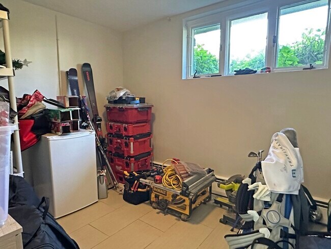 Building Photo - 6 Brownson Terrace