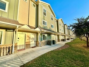 Building Photo - 21155 Gosling Rd