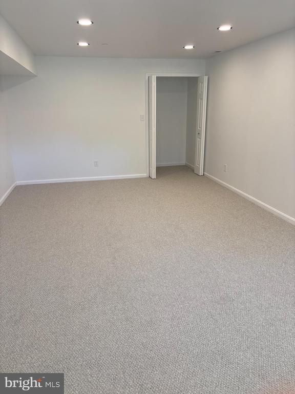 Building Photo - 4428 Highboro Dr