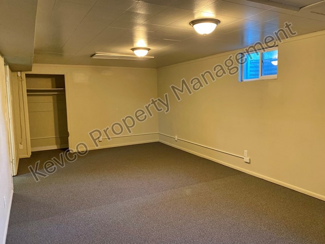 Building Photo - 1313 Fairview Dr