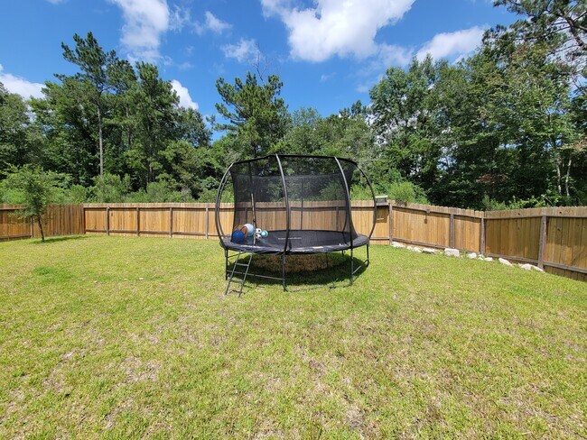 Building Photo - 10793 Castle Rock Dr