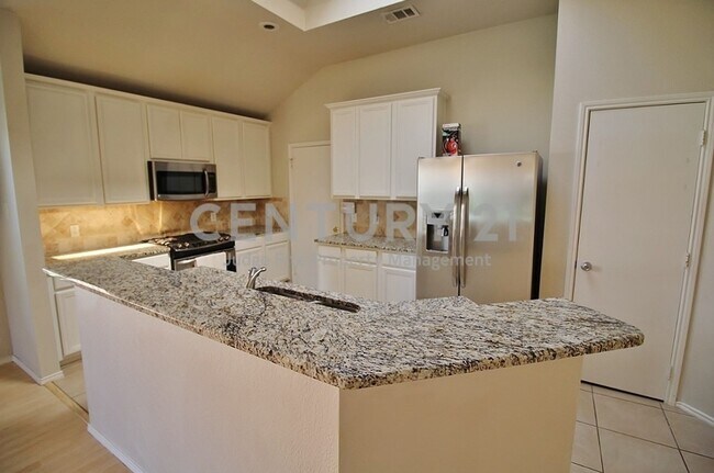 Building Photo - Adorable 3/2/2 in Mansfield ISD For Rent!