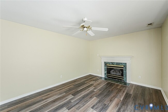 Building Photo - 811 Kiefer Field Ct