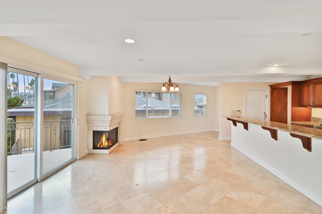 Building Photo - 1701 Crescent Ave