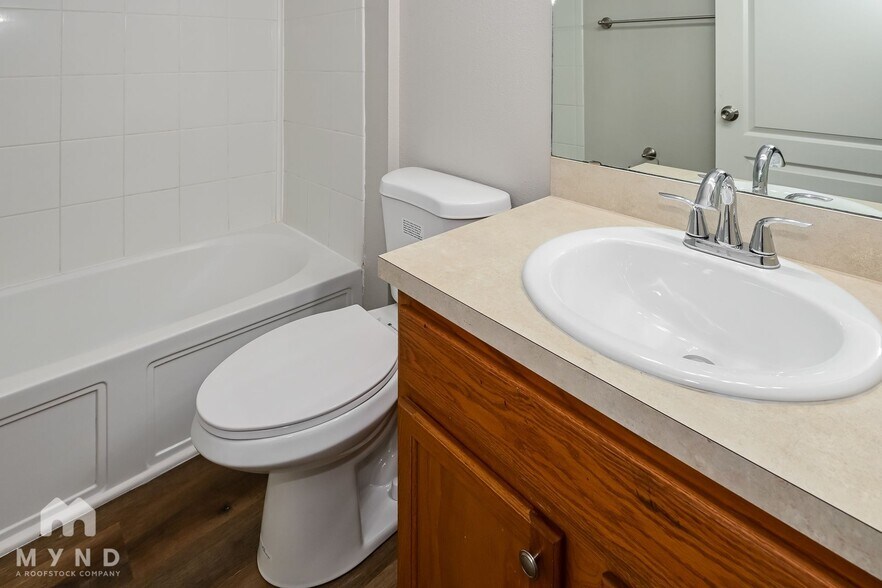 Building Photo - 836 Bonaparte Landing Ct