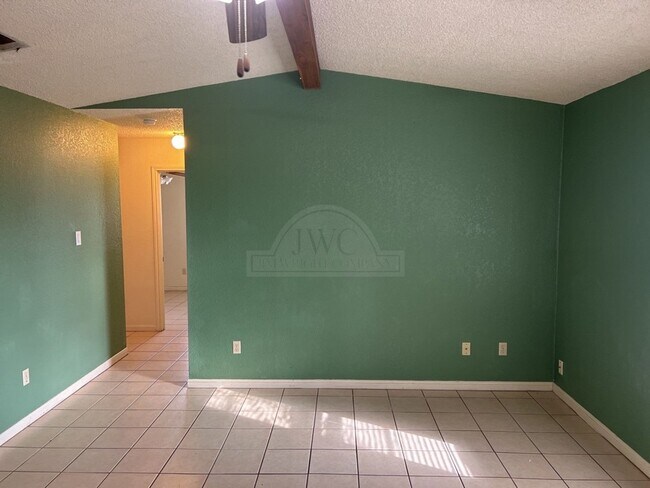 Building Photo - 2608 Jade Rd, Killeen
