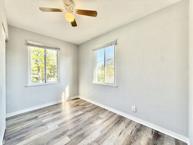 Building Photo - 551 N Ridgewood Ave