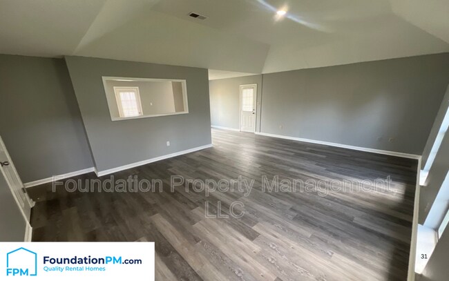 Building Photo - 7083 Gleneagles Dr