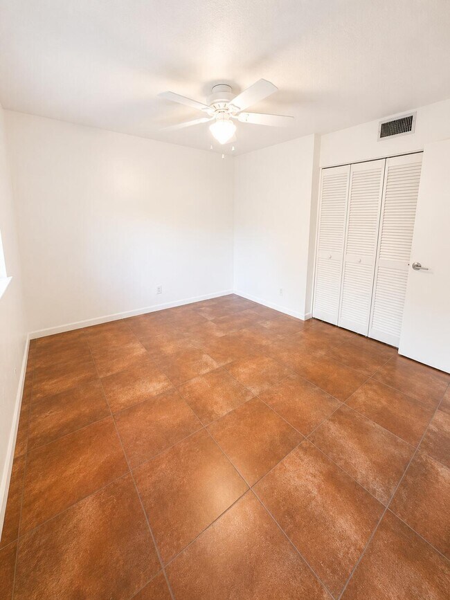 Building Photo - 4147 NW 90th Ave