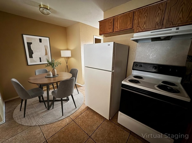 Building Photo - 1901 Monte Carlo Ln